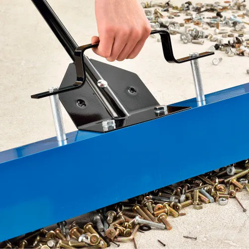 Global Industrial™ Magnetic Floor Sweeper, 36" Cleaning Width