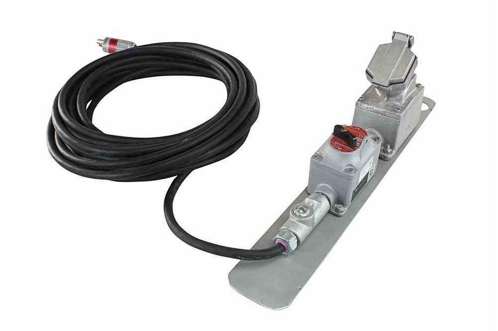 Explosion Proof 6 Foot Extension Cord with Inline Switch - 15 amp continuous service