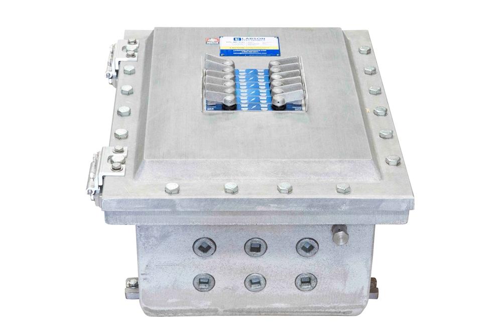 Explosion Proof Panelboard - Class I, II, III - 120/240V 1-phase - 225A MCB - (1) 30A (12) 20A Breakers - (11) Hubs