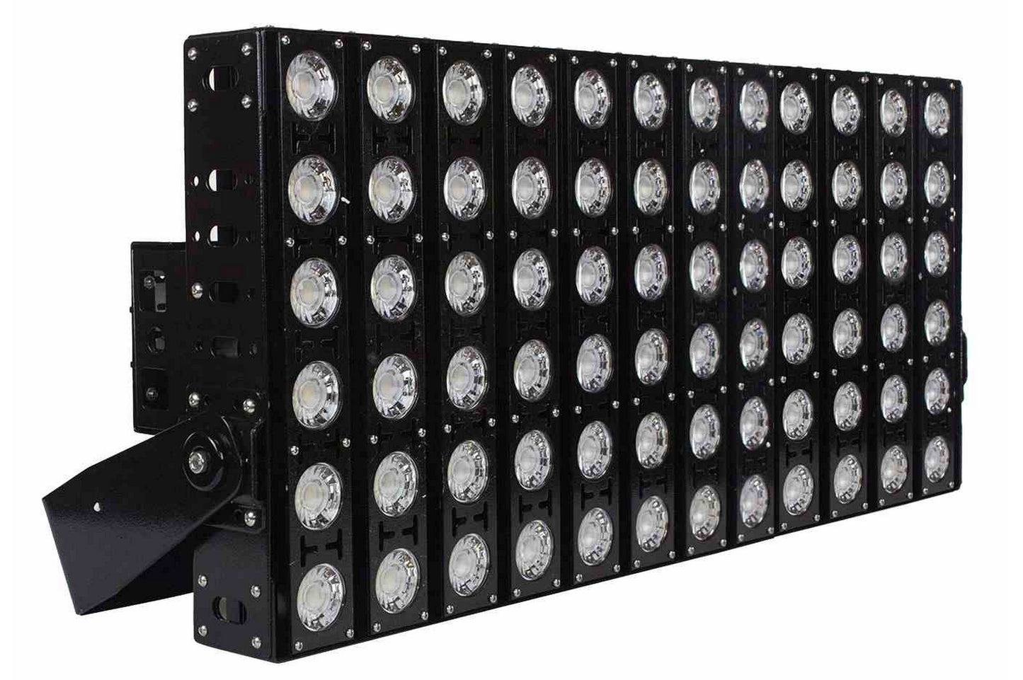 Larson 750 Watt High Intensity LED Light - 97,500 Lumens - 347-480V AC - High Mast / Stadium Lighting