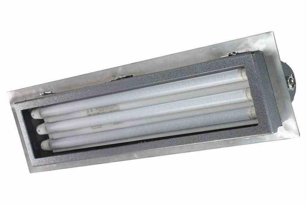 C1D2 Explosion Proof UV Fluorescent Fixture - (3) 2' T8 UV Lamps - 120-277V AC - Flange Mount