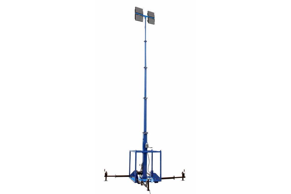 1920 Watt Manual Crank LED Light Plant - Skid Mount Five Stage Mast - Extends to 30' - Daisy Chain