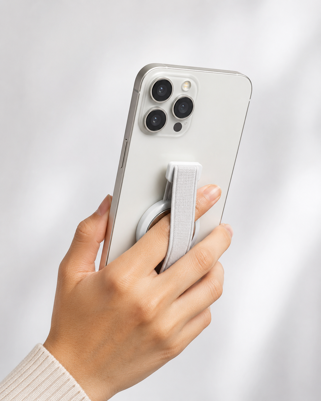 Magnetic Mobile Grip | Hand-Held Phone Holder with Strong Magnetic Support