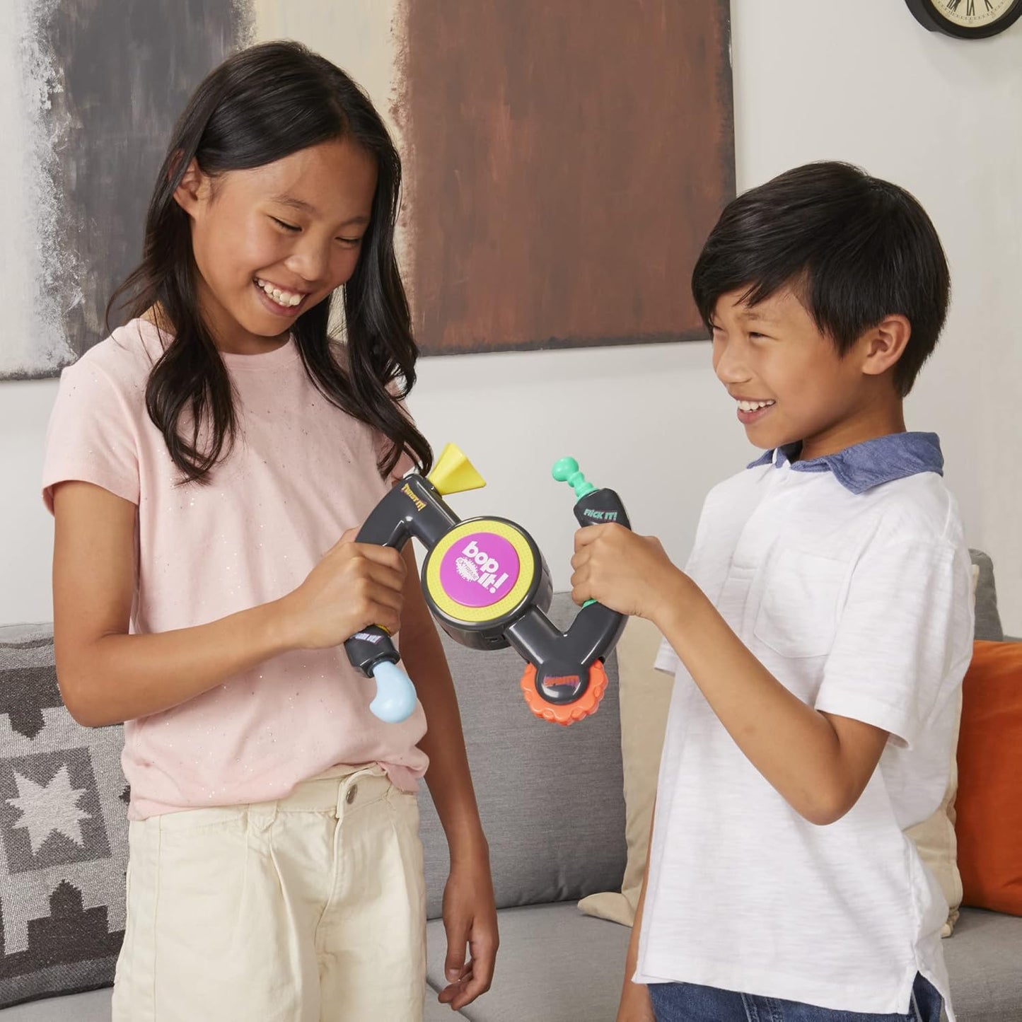 Bop It! Extreme Electronic Game – Fast-Paced Interactive Party Game – 4 Play Modes – One-On-One Challenge - PuriLite