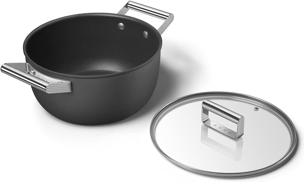 Smeg Black 5-Quart 9.5-Inch Casserole Dish with Lid