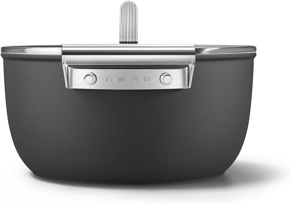 Smeg Black 5-Quart 9.5-Inch Casserole Dish with Lid