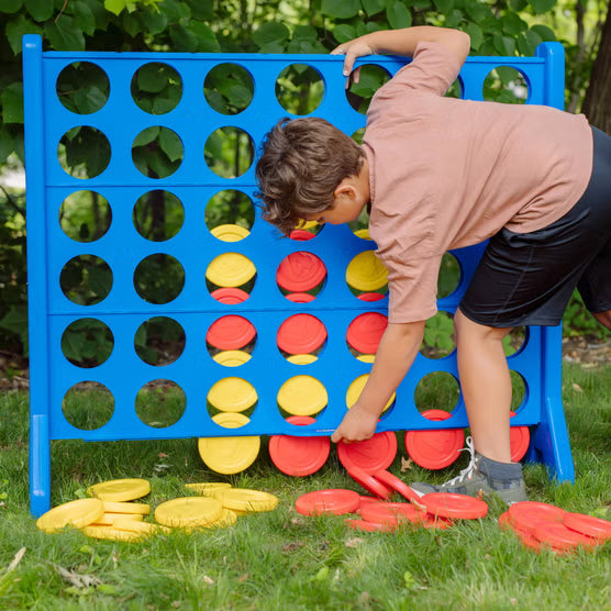 Official Hasbro Connect 4 Giant Edition Outdoor Lawn Game