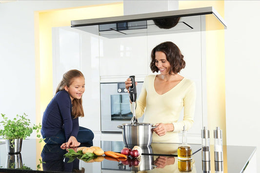 Braun MQ505 Portable Immersion Hand Blender,Powerful 350W Stick Blender,Dual Speed,Whisk,Beaker,Soup,Baby Food,Mixer,Hummus,Egg Beater,Smoothies - PuriLite