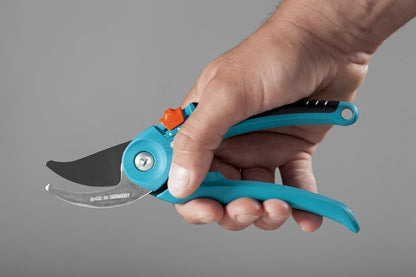 Gardena 8857-20 Garden Bypass Pruners, 22mm Pruning Shears, Stainless Steel Blades, Made in Germany