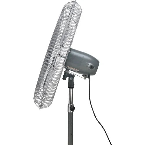 Global Industrial™ 30" Oscillating Pedestal Fan, 8,775 CFM, 1/3 HP, 1 Phase