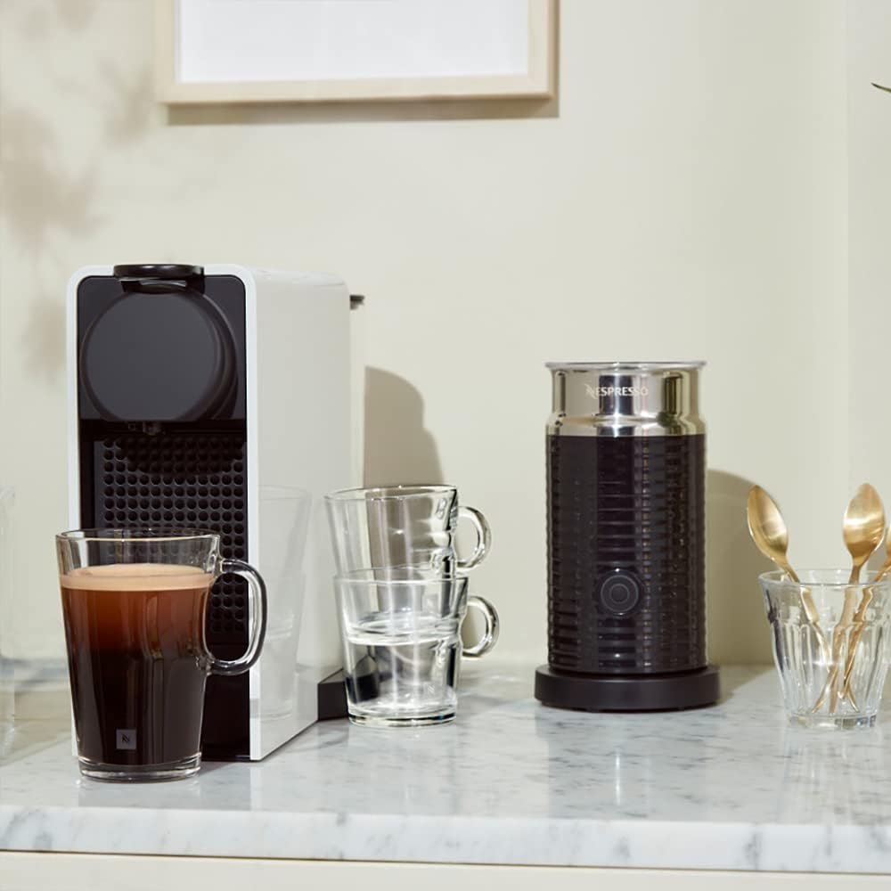 Aeroccino 3 (Milk frother) NESPRESSO (Black) Mains operated - stand alone by Aeroccino 3