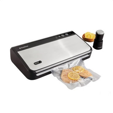 FoodSaver Vacuum Sealing System with Handheld Sealer Attachment