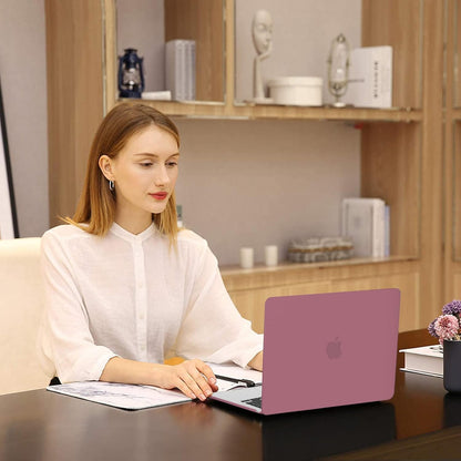 MOSISO Compatible with MacBook Air 13 inch Case 2025 2024 2023 2022 M4 A3240 M3 A3113 M2 A2681, Plastic Hard Shell&Keyboard Cover&Screen Film&Pouch for MacBook Air 13.6 inch Case, Crystal Clear