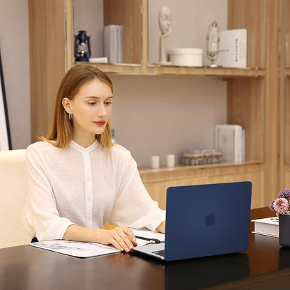 MOSISO Compatible with MacBook Air 13 inch Case 2025 2024 2023 2022 M4 A3240 M3 A3113 M2 A2681, Plastic Hard Shell&Keyboard Cover&Screen Film&Pouch for MacBook Air 13.6 inch Case, Crystal Clear