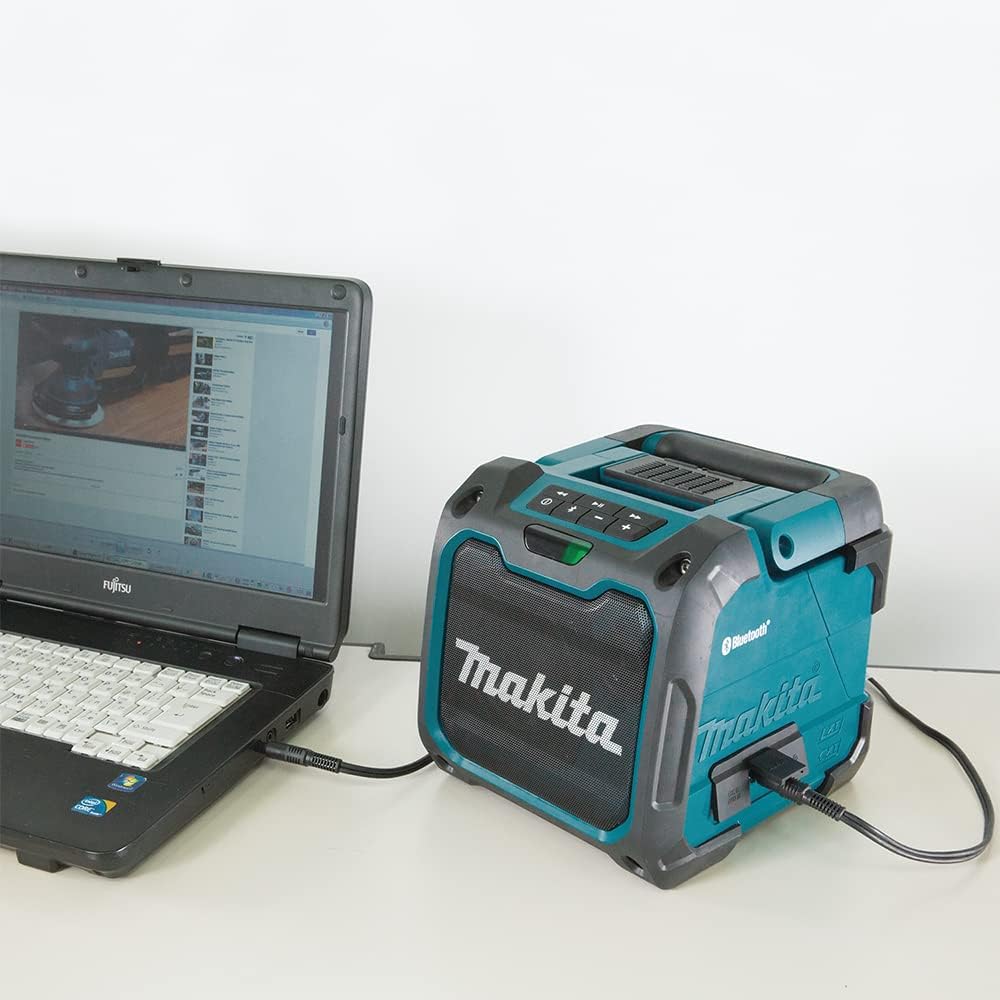 Makita DMR200C 12-18V Jobsite Speaker with Bluetooth AC/DC