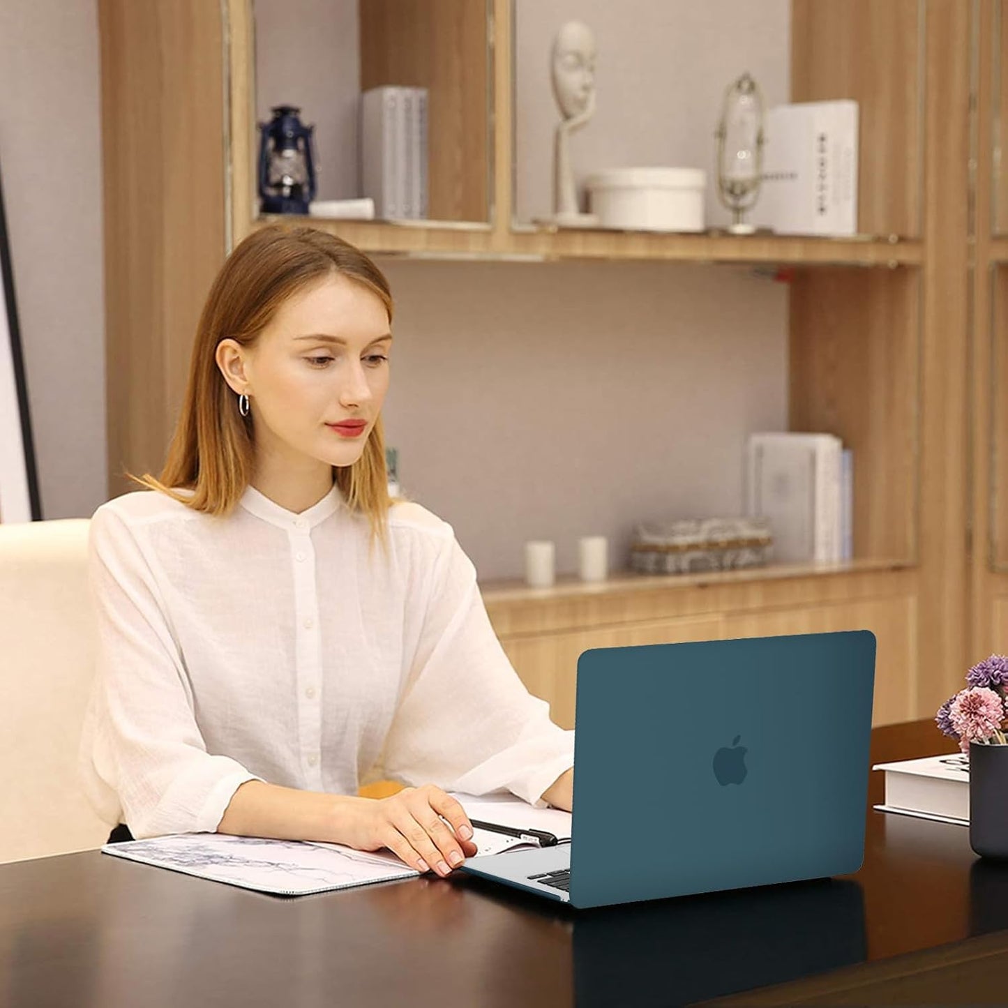 MOSISO Compatible with MacBook Air 13 inch Case 2025 2024 2023 2022 M4 A3240 M3 A3113 M2 A2681, Plastic Hard Shell&Keyboard Cover&Screen Film&Pouch for MacBook Air 13.6 inch Case, Crystal Clear