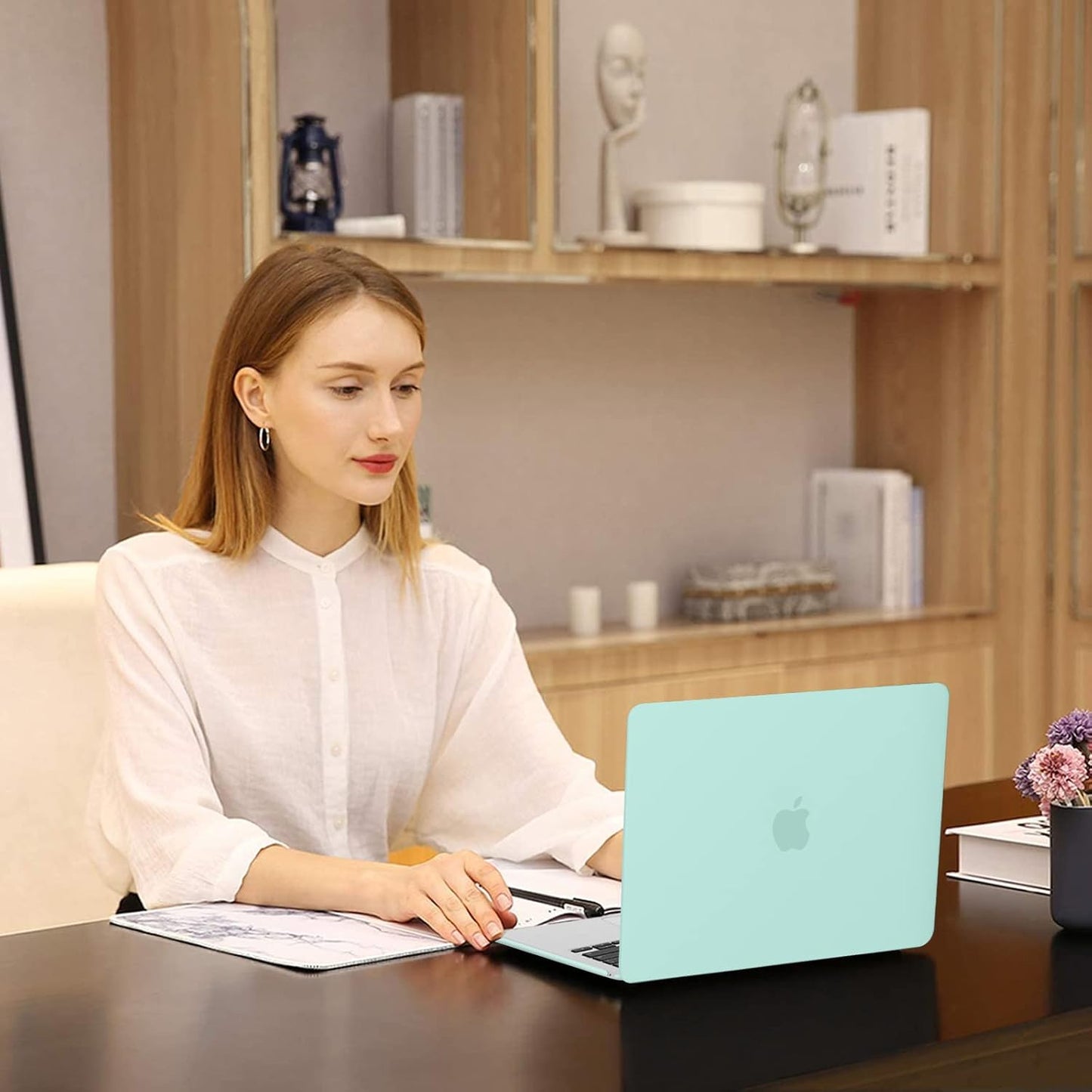 MOSISO Compatible with MacBook Air 13 inch Case 2025 2024 2023 2022 M4 A3240 M3 A3113 M2 A2681, Plastic Hard Shell&Keyboard Cover&Screen Film&Pouch for MacBook Air 13.6 inch Case, Crystal Clear