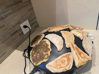 Saj Non-Stick Electric e-Saj Arabic Bread Maker, Tabkhi, Tabun, Chapati, Oriental Markouk, Thyme, Meat or Cheese Pie, Man2ouche Zaatar 16" (42cm) Medium صاج خبزعربي