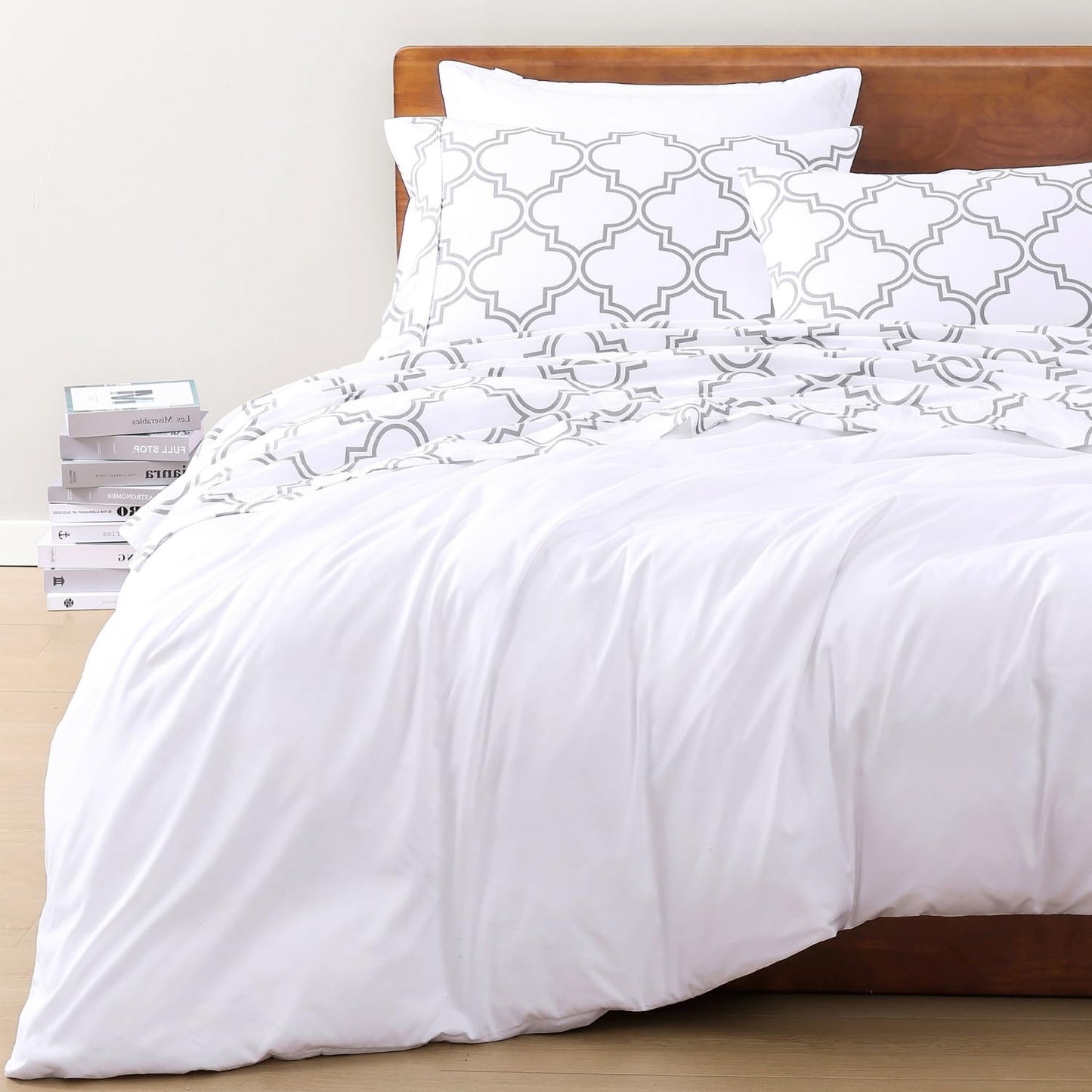 Lane Linen 100% Organic Cotton Queen Sheet Set, 4-Piece Percale Bed Sheets for Queen Bed - Soft, Breathable, Hypoallergenic, Deep Pocket Fits Mattress Up to 15" Deep, Hotel Quality Sheets - White