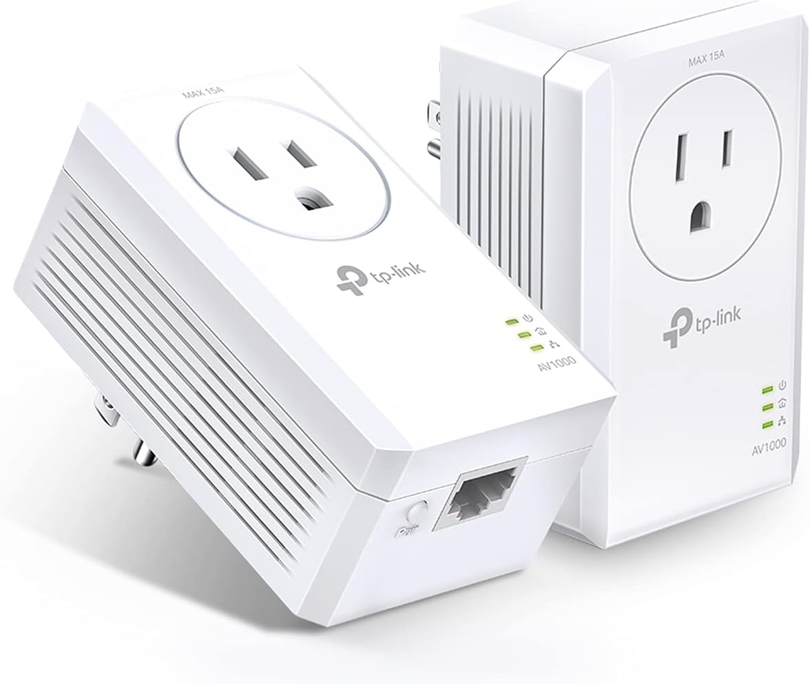 TP-Link AV1000 Powerline Ethernet Adapter(TL-PA7017P KIT) - Gigabit Port, Plug and Play, Extra Power Socket for Additional Devices, Ideal for Smart TV