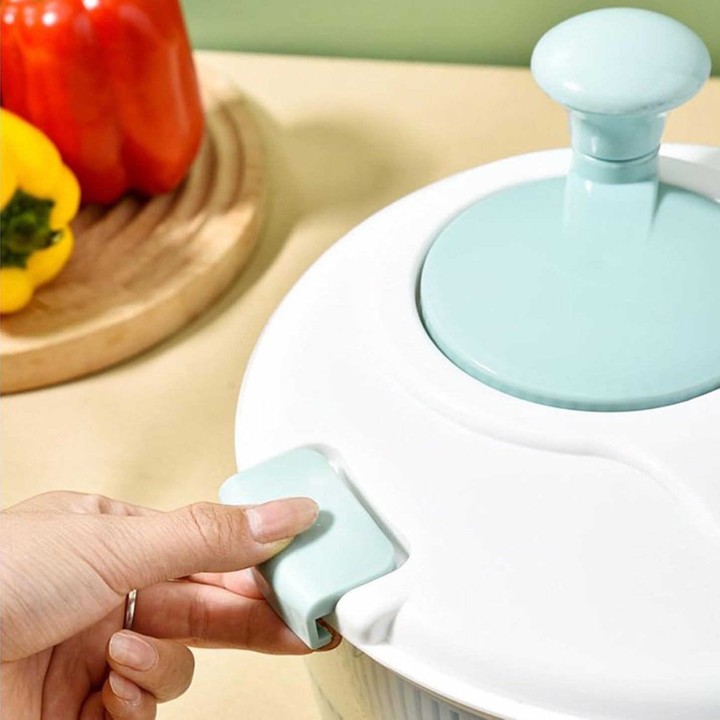 Lettuce Spinner - Fruit and Vegetable Spinner - 5L Capacity Kitchen Manual Dewatering Equipment for Healthy Eating Meal Prep Home Food Truck
