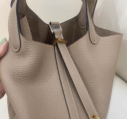 Purilite Select | Genuine Leather Bucket Handbag | Elegant & Fashionable Women's Tote | Lightweight Work & Travel Purse