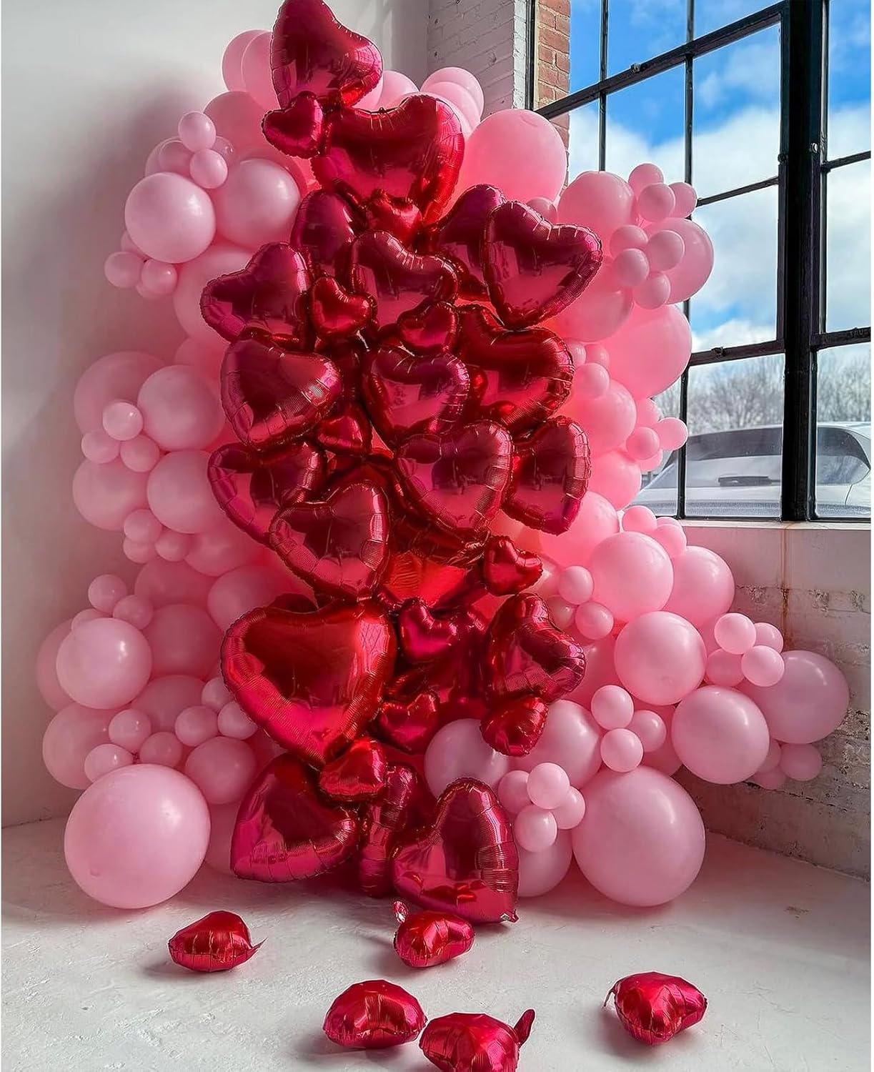 Gold Metallic Chrome Latex Balloon Arch Kit, 102PCS 18In 12In 10In 5In Arch Garland For Festival Picnic, Engagement, Wedding, Birthday Party, Gold Theme Anniversary Decoration With 33FT Ribbon