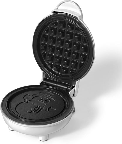 Starfrit 4-Inch Non-Stick Mini Waffle Maker – Snowman Shape - Compact - Easy to Clean - 350W