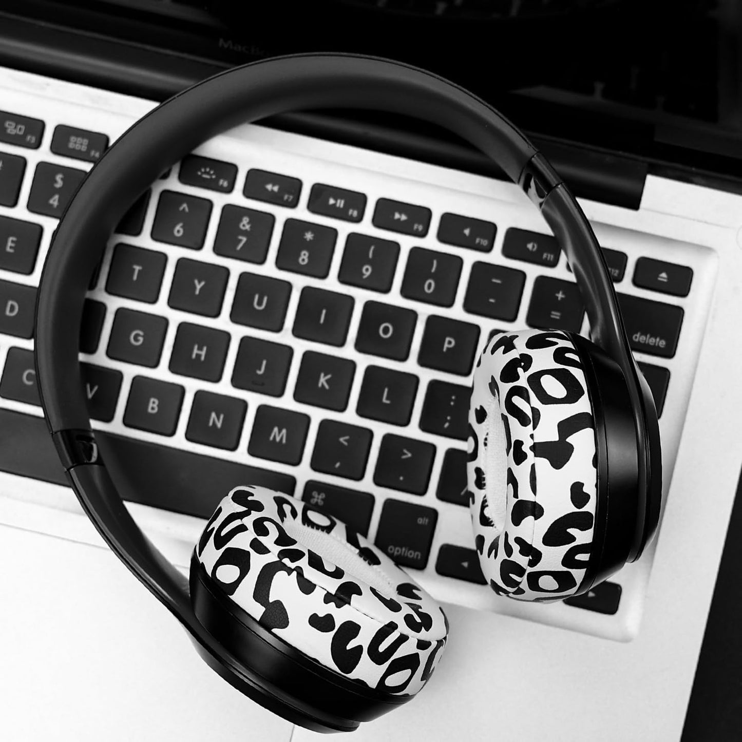 SoloWIT® Ear Pads Cushions Replacement, Earpads for Beats Solo 2 & Solo 3 Wireless On-Ear Headphones with Soft Protein Leather, Stronger Adhesive, Noise Isolation Memory Foam - Black