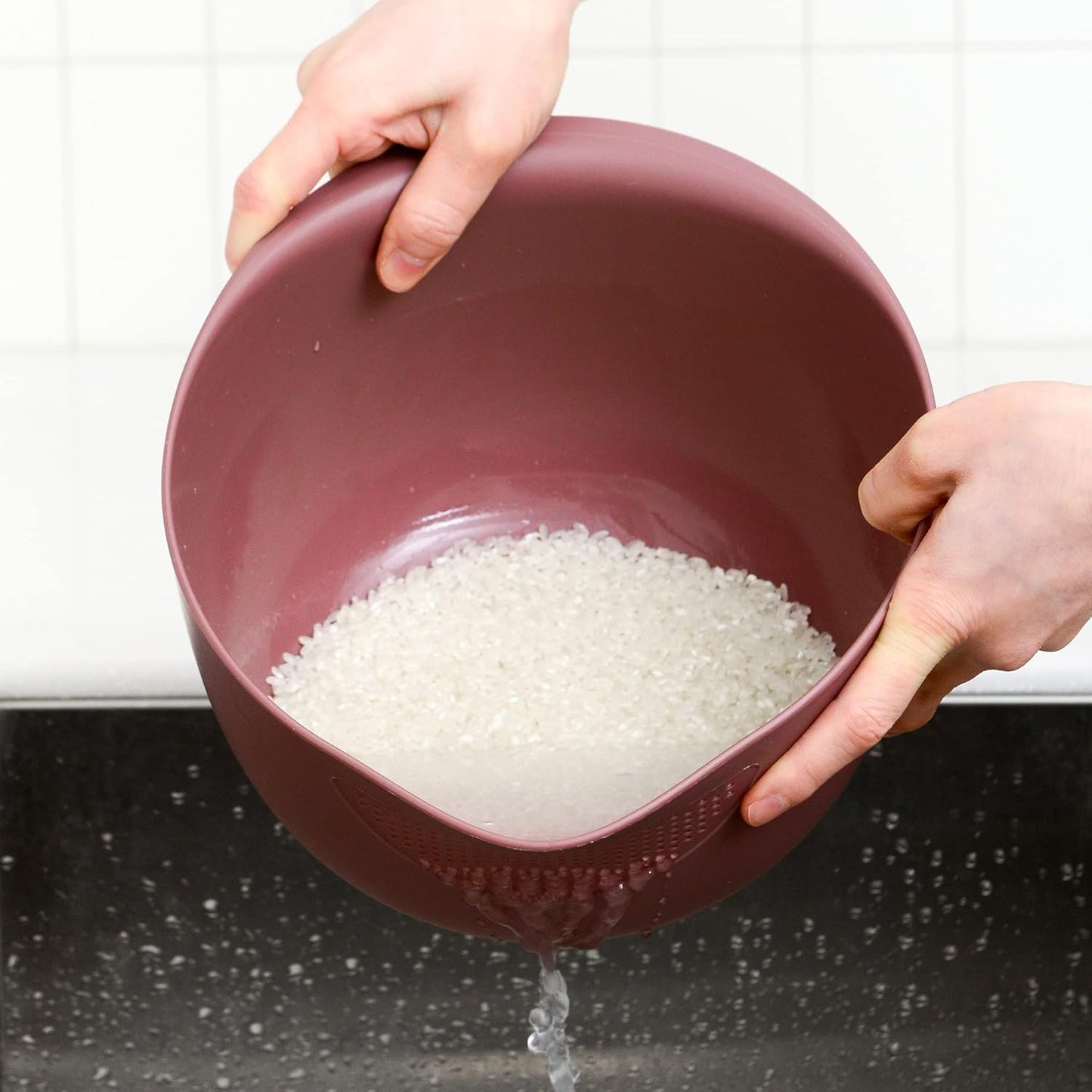 Blue Ginkgo Rice Washing Bowl and Colander Kitchen Set - Strain Rice, Quinoa and Small Grains - Soak, Wash and Drain Produce (4 Quart) - Cream and Limestone