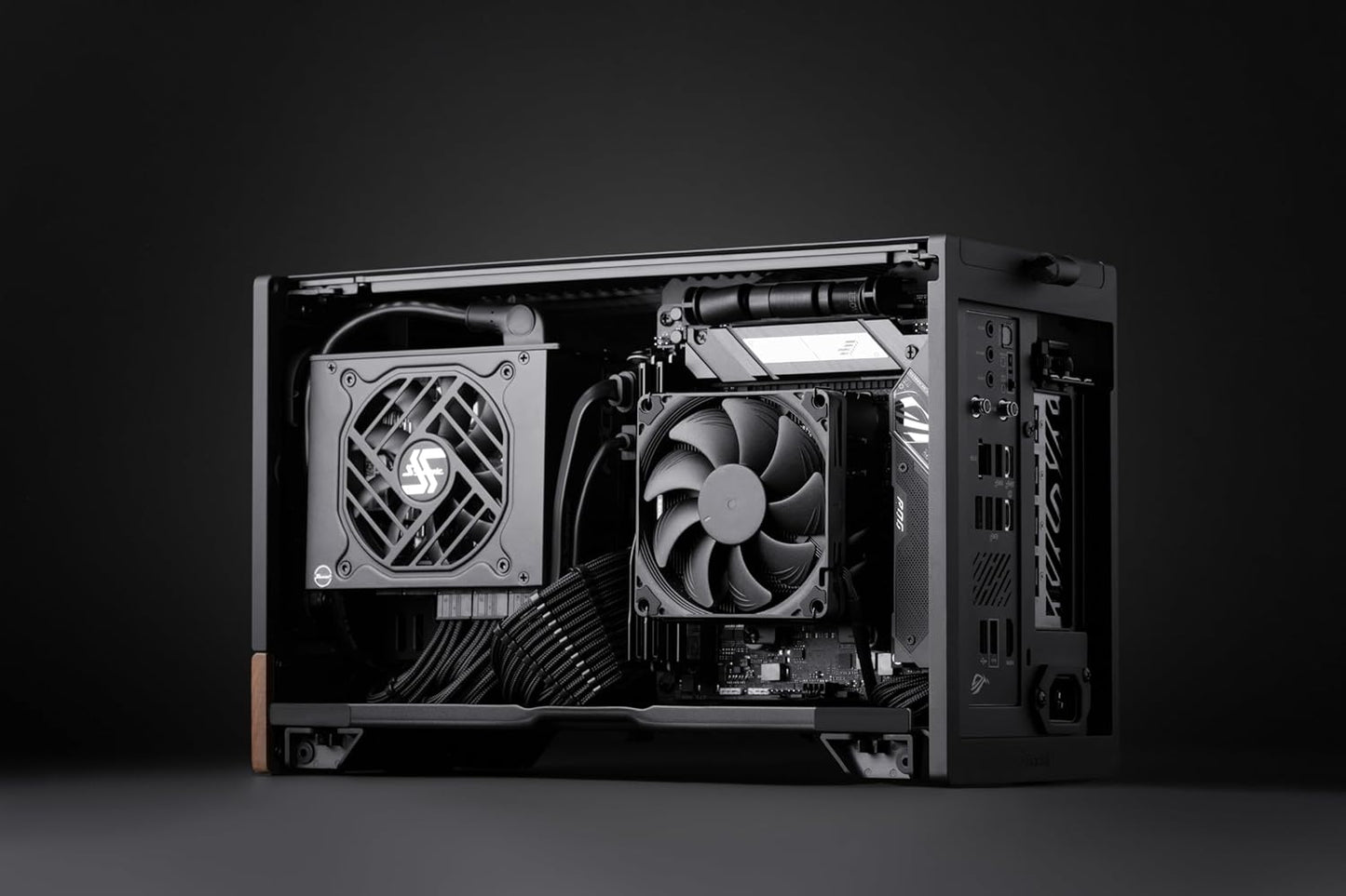 Noctua NH-L9x65 chromax.Black, Premium Low-Profile CPU Cooler (65mm, Black)