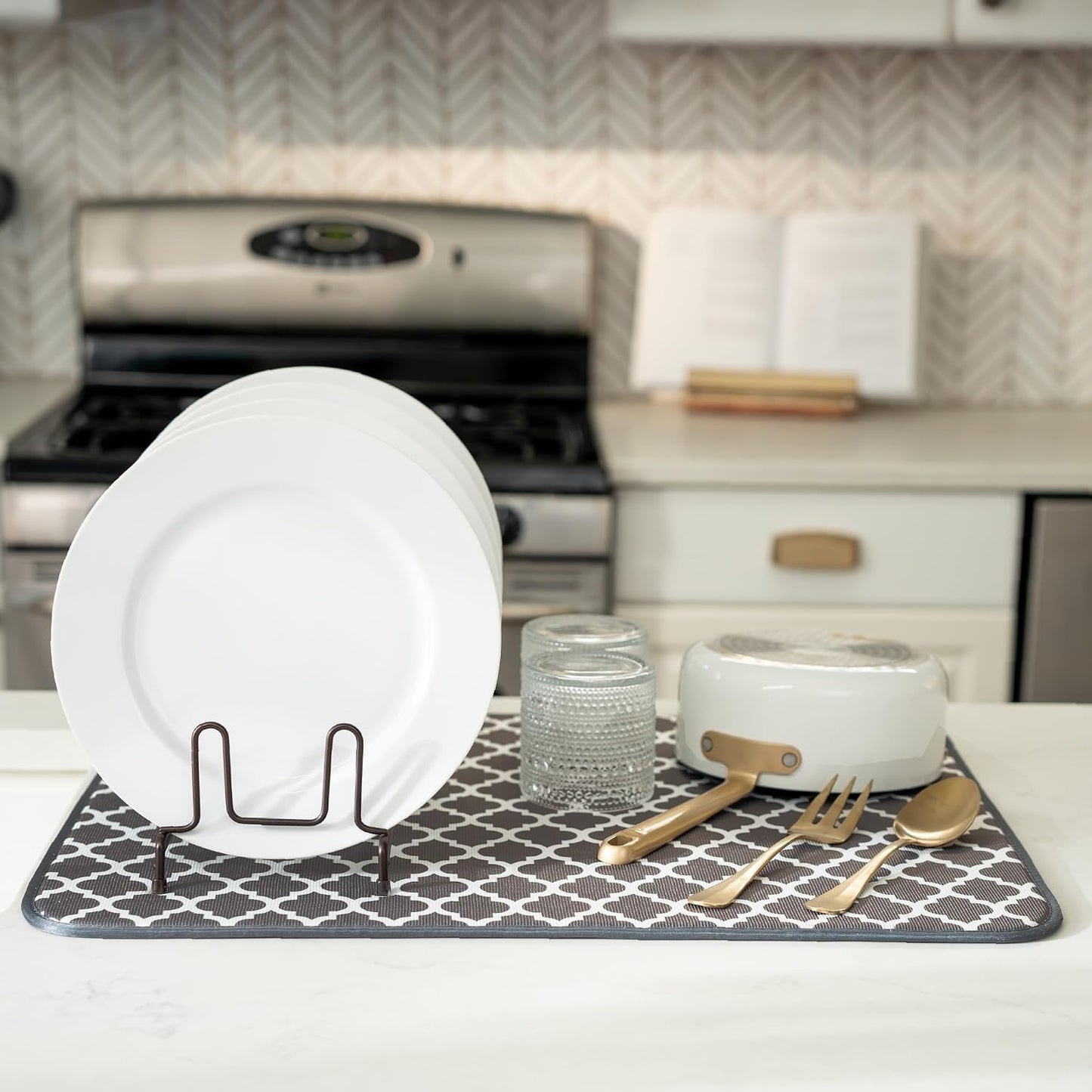 S&T INC. Absorbent, Reversible XL Microfiber Dish Drying Mat for Kitchen, 18 Inch x 24 Inch, Pewter Gray Trellis