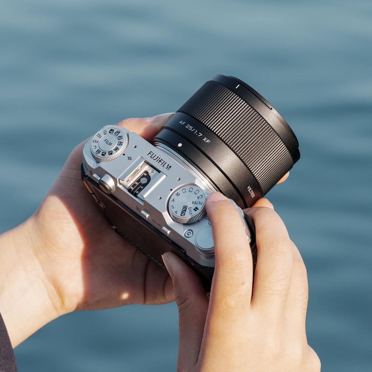 VILTROX 28mm F4.5 XF Pancake APS-C for Fuji XF, Auto Focus Wide Angle Prime Lens for Fujifilm Fuji X-Mount X-Pro2 X-Pro3 X-S10 X-T20 X-T30 XT30II X-T200 X-H2 X-H2S X-T5 X-S20 X-T50 X-M5 X-E2S