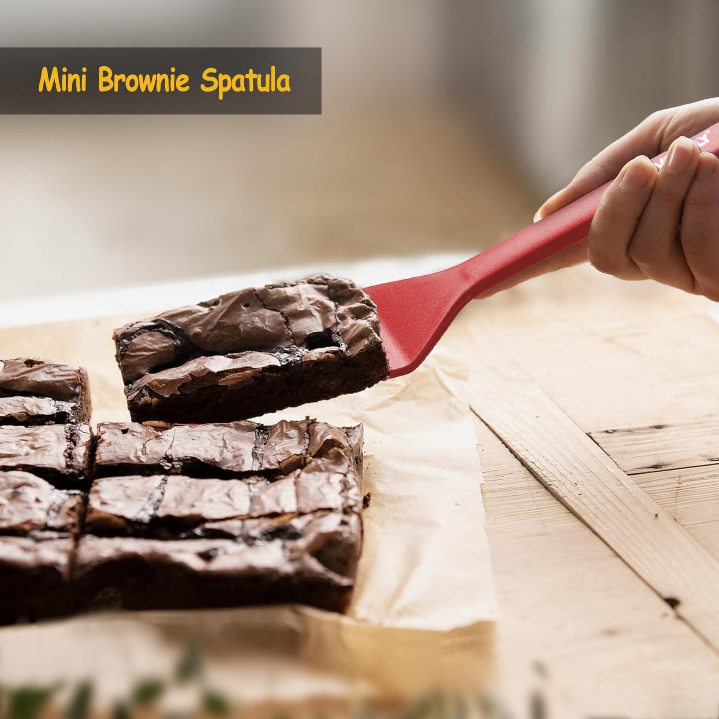 Silicone Spatula Set, 600°F Heat Resistant Silicone Spatula Turner Flipper for Cooking, Non Stick and Non Scratch Kitchen Utensils for Eggs & Pancakes, 4 Pack, Black