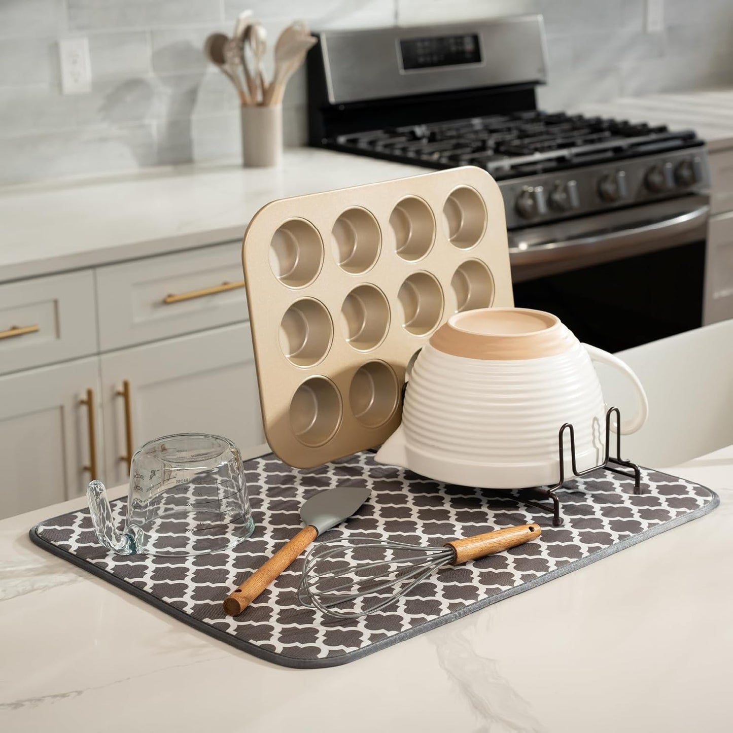 S&T INC. Absorbent, Reversible XL Microfiber Dish Drying Mat for Kitchen, 18 Inch x 24 Inch, Pewter Gray Trellis