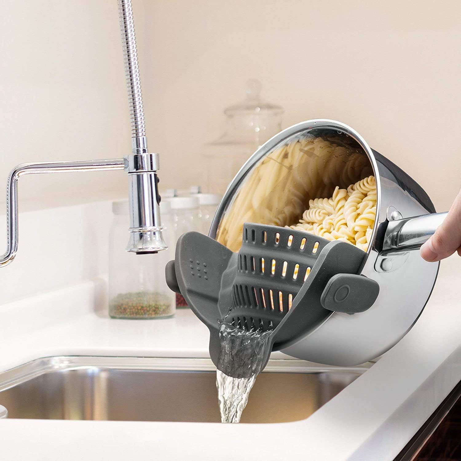 Kitchen Gizmo Adjustable Clip-On Silicone Strainer for Pots, Pans & Bowls – Hands-Free Snap N Strain Colander for Pasta, Fruits, Veggies & Salads – Dishwasher Safe, Grey - PuriLite