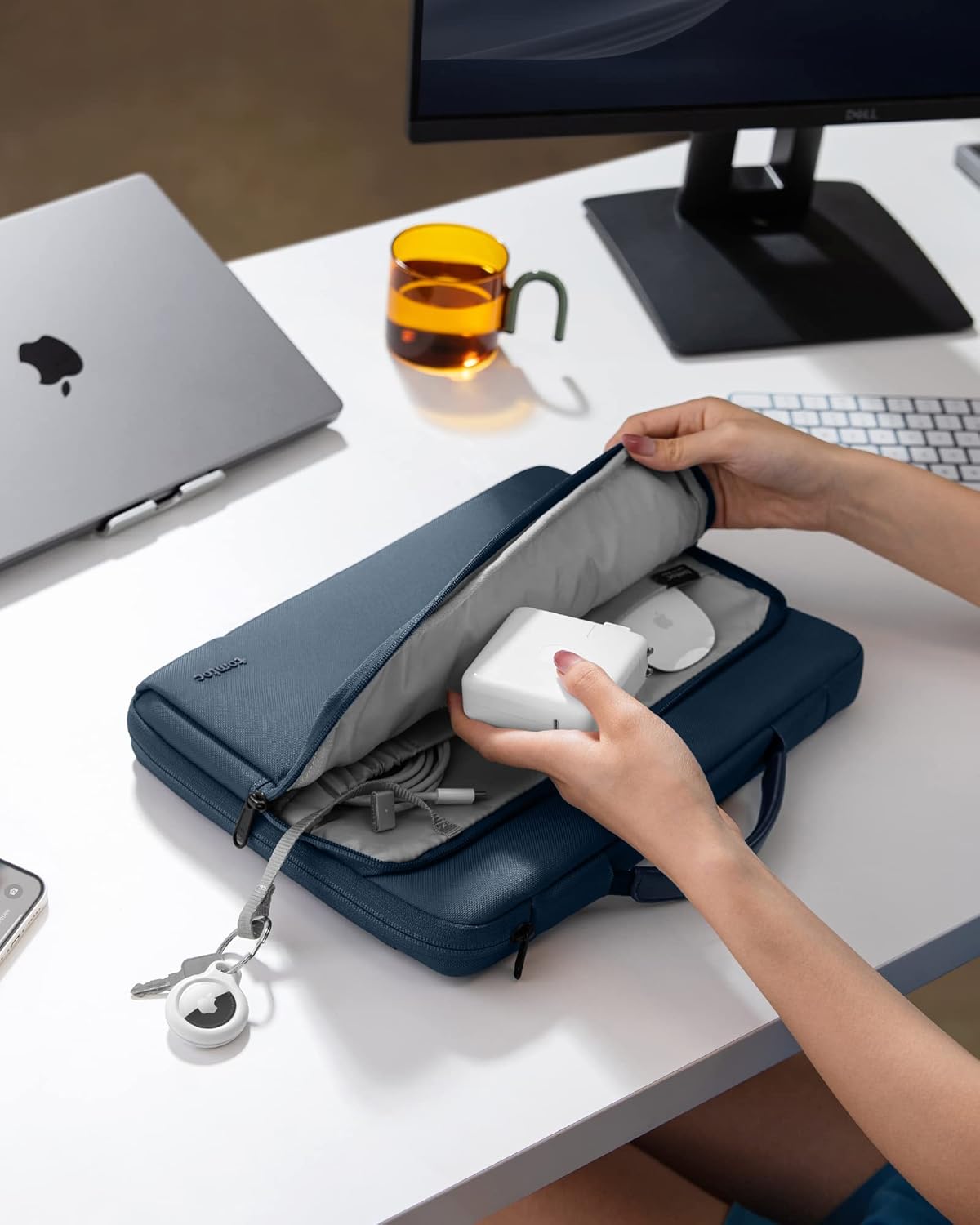 tomtoc 360 Protective Laptop Carrying Case for 16-inch New MacBook Pro M4/M3/M2/M1 Pro/Max 2024-2019, Water-Resistant Laptop Bag Sleeve with Accessory Pocket for The New Razer Blade 15