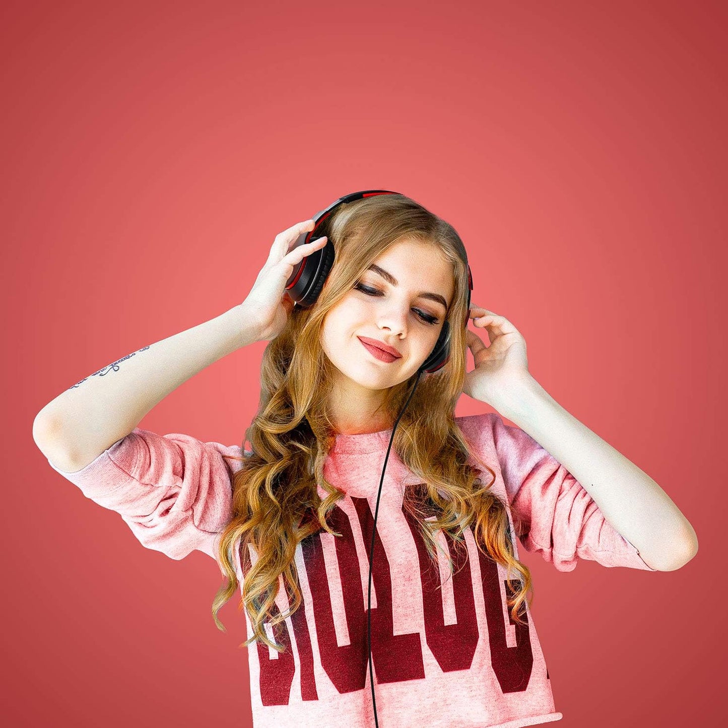 LORELEI X6 Over-Ear Wired Stereo Bass Headphones with Microphone, Lightweight, Foldable & Portable with 1.45M No-Tangle for Smartphone, Tablet, MP3/4, Space Black