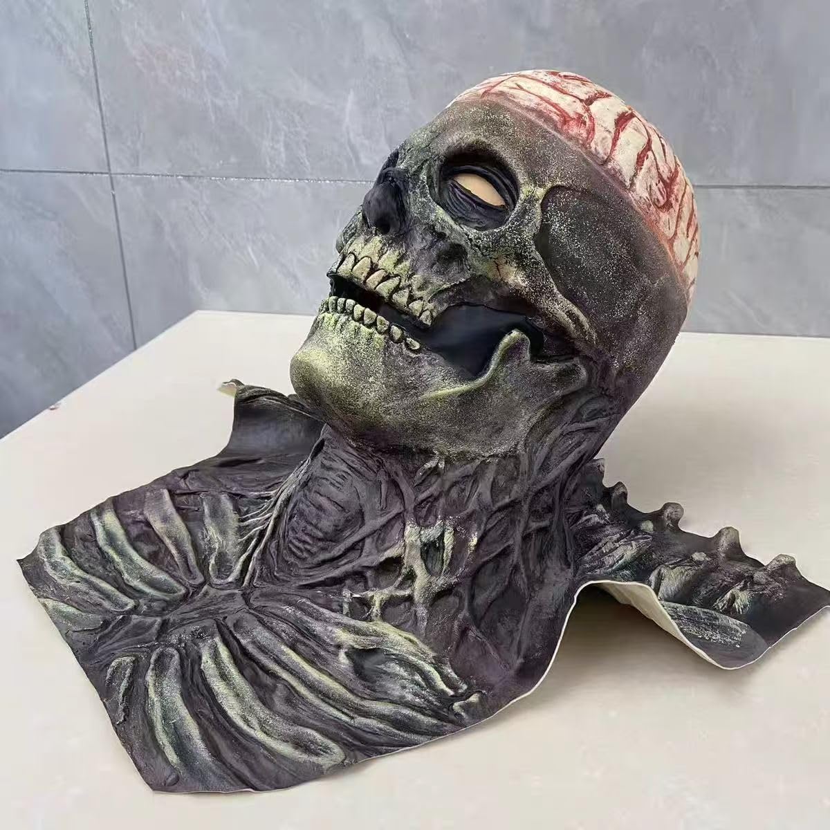 Yiypepy Halloween Skull Mask,Scary Full Head Horror Mask with Movable Jaw, Scary Realistic Latex Helmet Cosplay Party Props