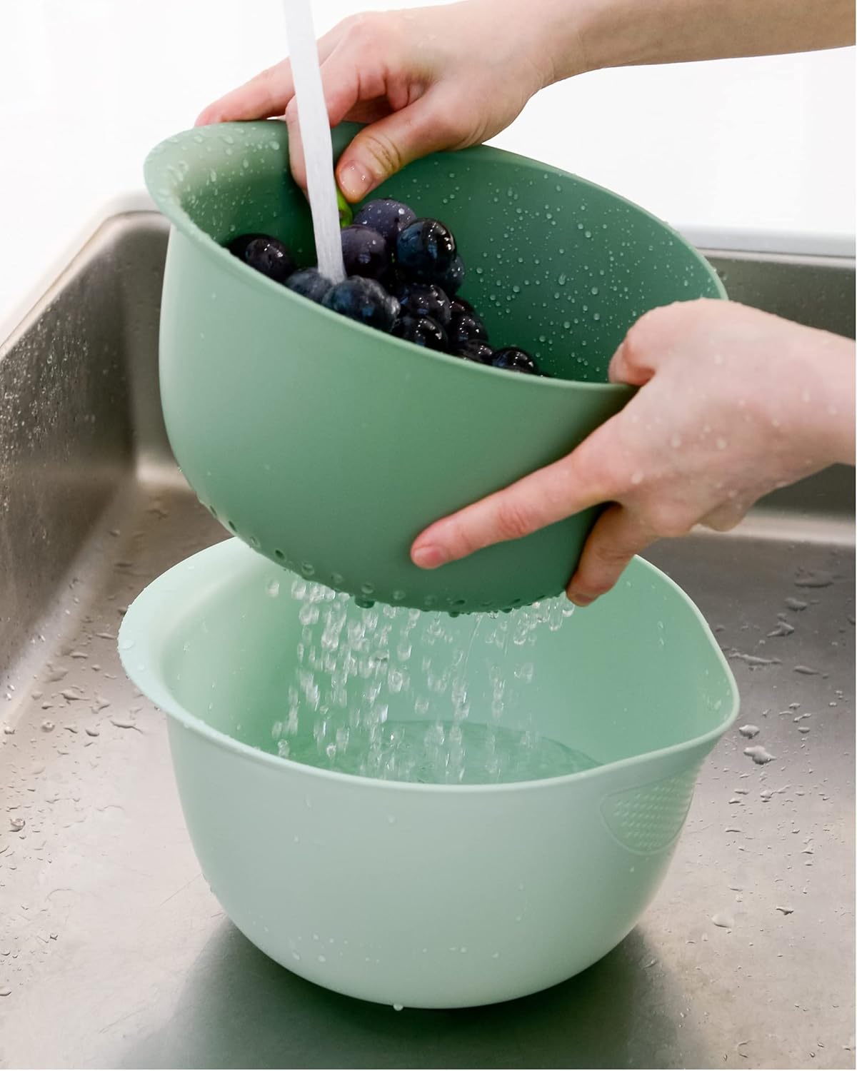 Blue Ginkgo Rice Washing Bowl and Colander Kitchen Set - Strain Rice, Quinoa and Small Grains - Soak, Wash and Drain Produce (4 Quart) - Cream and Limestone