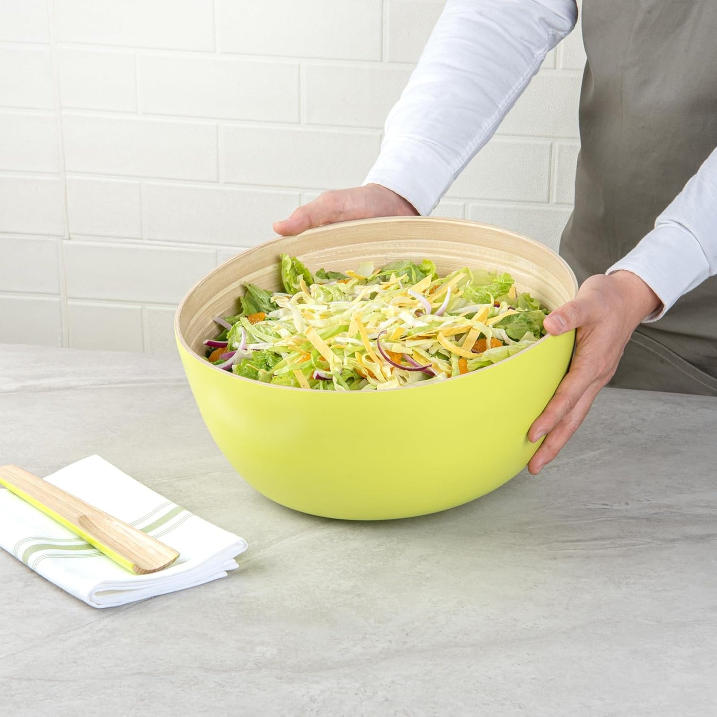 Restaurantware-Bambuddha 15 Ounce Small Salad Bowl, 1 Heavy-Duty Round Salad Bowl - Sustainable, Reusable, Black Bamboo Serving Dish, for Serving Salads, Fruits, and Appetizers