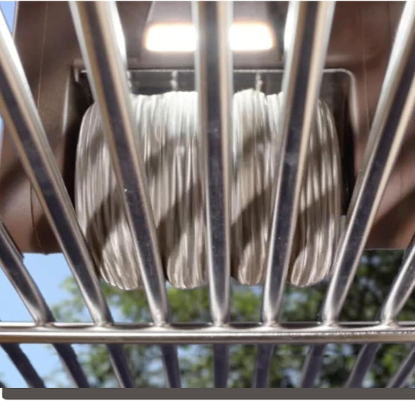 Cordless Electric Grill Brush, Stainless Steel Power Roller Blasts Rotating Cleaning Brush with Built-in Led Lights, Rechargeable BBQ Brush Cleaner for Outdoor BBQ Bathroom and Kitchen