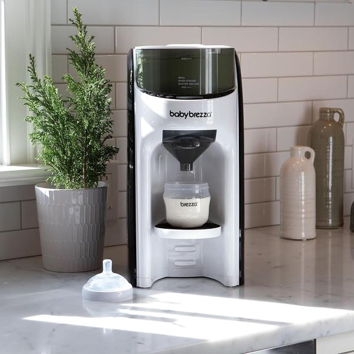 Baby Brezza Formula Pro Advanced Formula Dispenser Machine - Automatically Mix A Warm Formula Bottle Instantly - Easily Make Bottle With Automatic Powder Blending, White