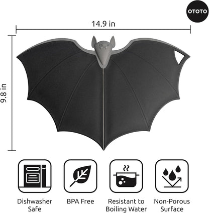 OTOTO Bat-Shaped Cutting Board – Fun & Spooky Kitchen Gadget, Plastic & Wooden Chop Board, Dishwasher Safe, Perfect Housewarming or Goth Gift - PuriLite