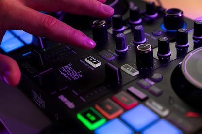 Hercules DJControl Inpulse 200 MK3 DJ Controller, 2 Deck DJ Mixer with Jog Wheels, Pads, Crossfader, Beginner DJ Equipment with Tutorials and Streaming, Compact Portable DJ Board, Compatible with PC