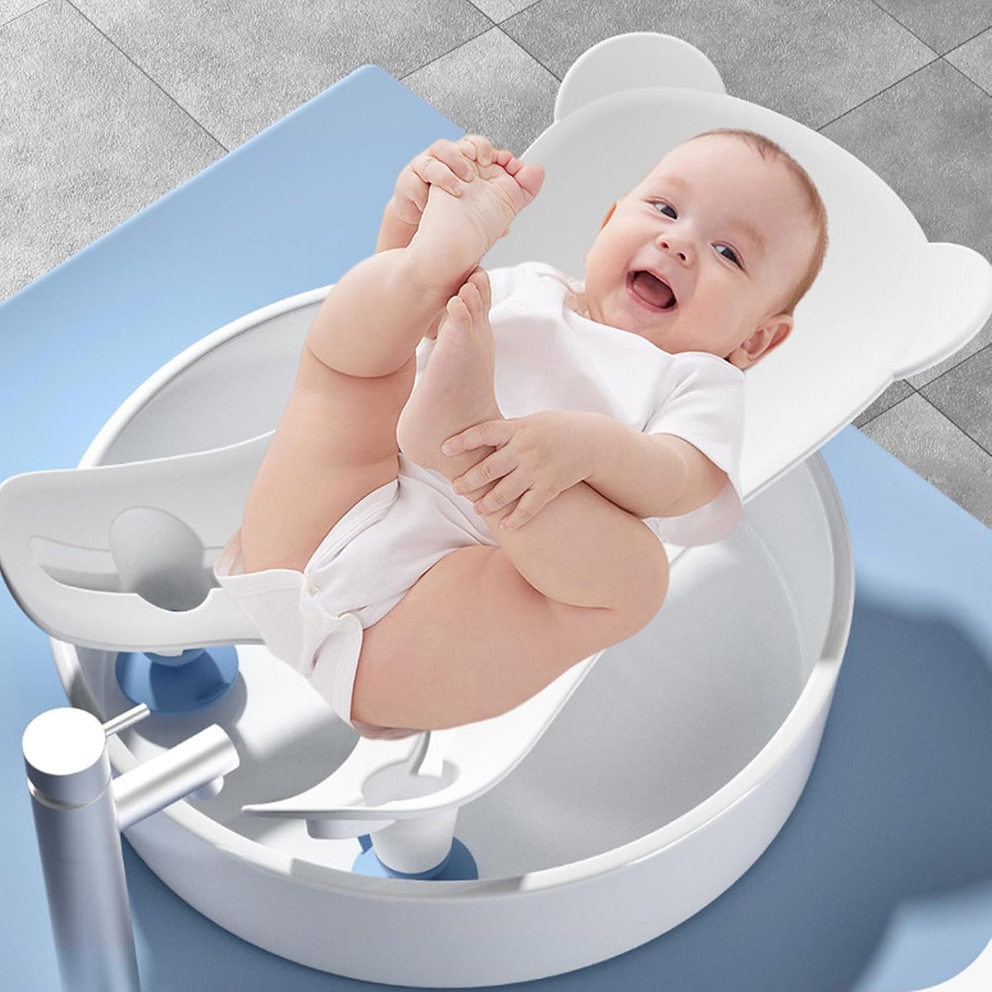 Baby Bathtub for Sink Baby Sink Bath with Suction Cup, Portable Ergonomic Design Bath, Safe PP Buttock Support Washing Tool for Counter Bathtub