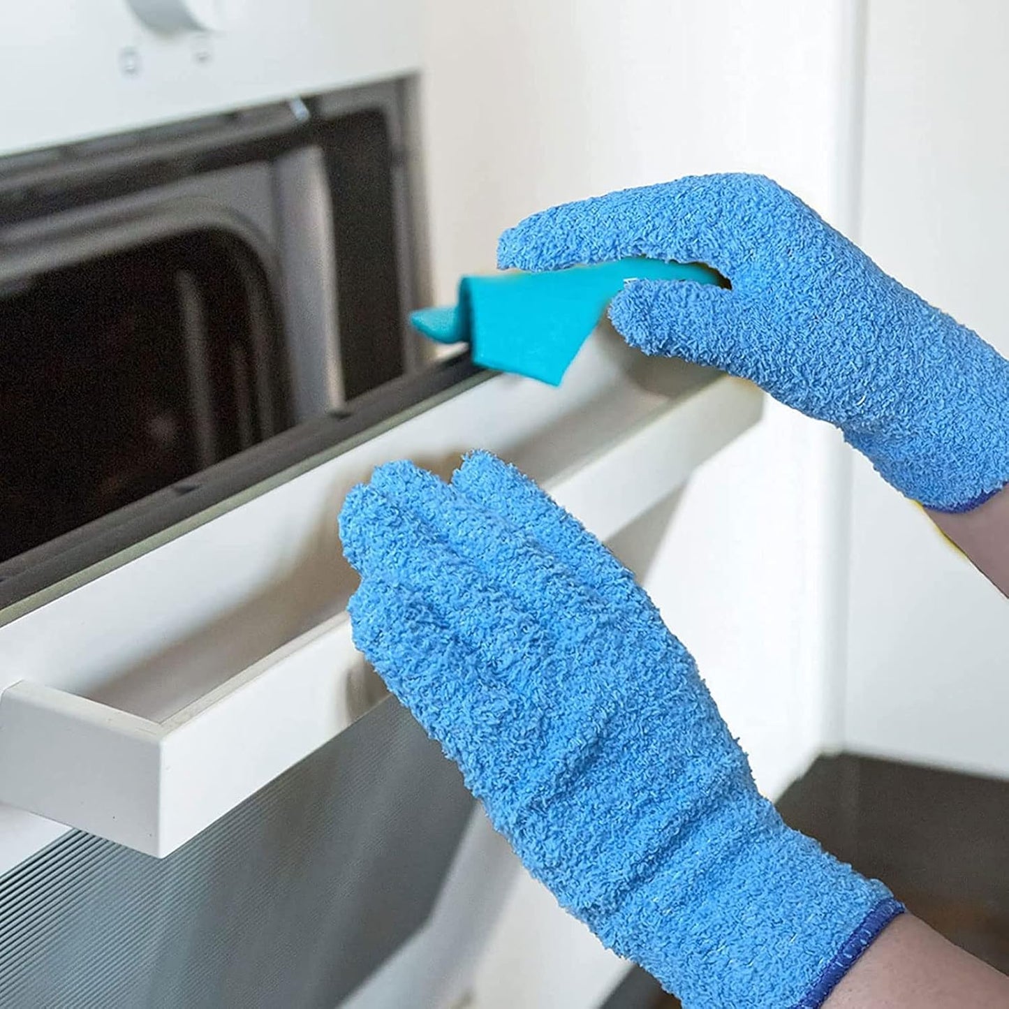 EvridWear Microfiber Auto Dusting Cleaning Gloves for Cars and Trucks, Dust Cleaning Gloves for House Cleaning, Perfect to Clean Mirrors, Lamps and Blinds (S/M)