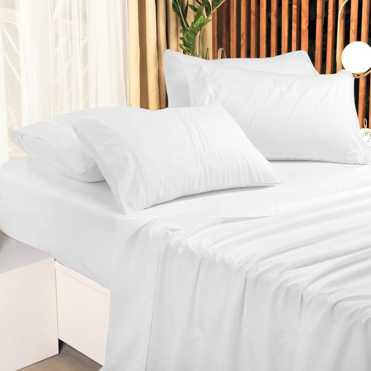 Utopia Bedding Queen Bed Sheet Set - 4 Piece Bedding - Soft Brushed Microfiber Fabric - Shrinkage & Fade Resistant - Easy Care (White)