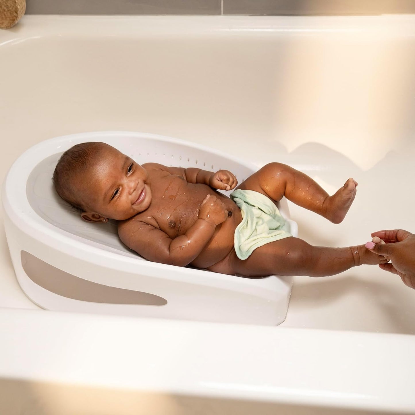 Ingenuity: ity by Ingenuity Easy Rinse Bather, 0-6 Months, Up to 20 lbs