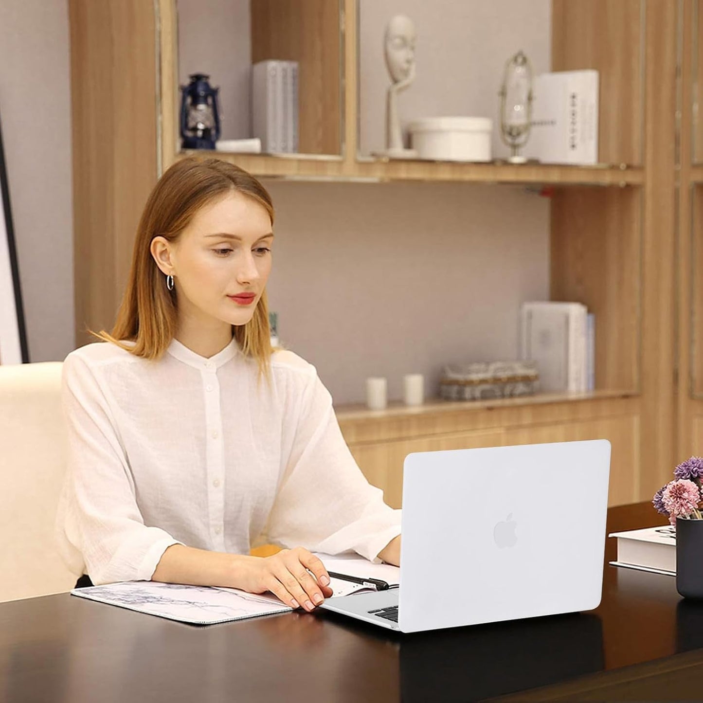 MOSISO Compatible with MacBook Air 13 inch Case 2025 2024 2023 2022 M4 A3240 M3 A3113 M2 A2681, Plastic Hard Shell&Keyboard Cover&Screen Film&Pouch for MacBook Air 13.6 inch Case, Crystal Clear